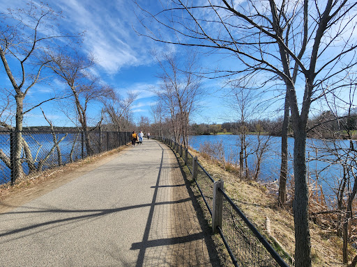 Golf Course «Fresh Pond Golf Course», reviews and photos, 691 Huron Ave, Cambridge, MA 02138, USA