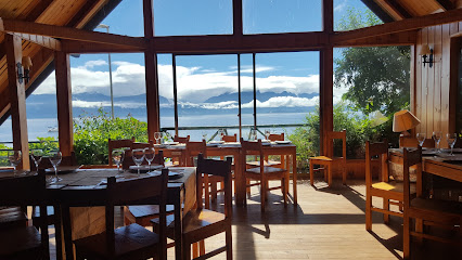 Aitue Restaurant - Camino Villarrica - Pucón km. 12.5 S/n, Villarrica, Araucanía, Chile
