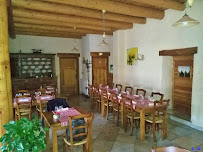 Atmosphère du Restaurant Auberge La Maison De Julia à Blanzac - n°9