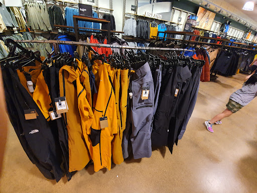 Clothing Store «The North Face Outlet», reviews and photos, 1201 Lighthouse Pl, Michigan City, IN 46360, USA