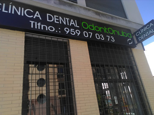 Información y opiniones sobre Clínica Dental OdontOnuba de Huelva