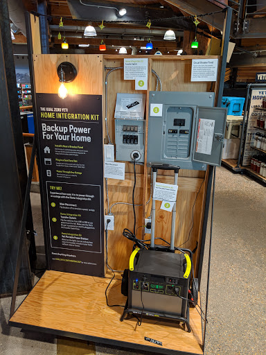 Camping Store «REI», reviews and photos, 222 Yale Ave N, Seattle, WA 98109, USA