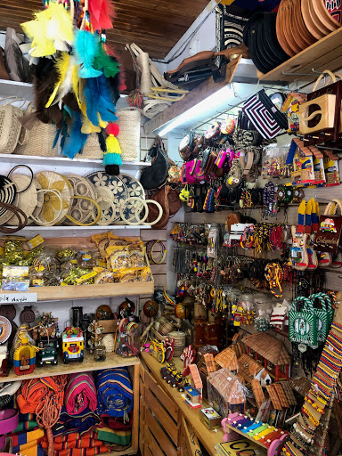 Handicraft shops in Cali