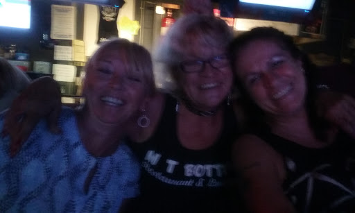 Bar «M T Bottle Restaurant & Lounge», reviews and photos, 3940 Shelbyville Hwy, Murfreesboro, TN 37127, USA