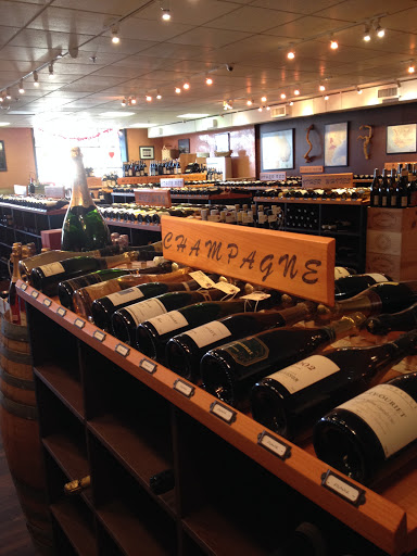 Wine Store «Lake Side Emotions - Wine boutique -», reviews and photos, 113 Main St, Stony Brook, NY 11790, USA