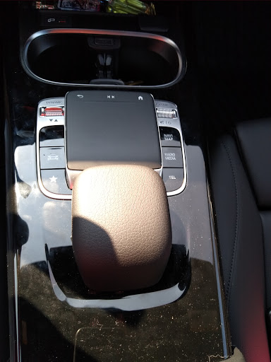 Mercedes Benz Dealer «Mercedes-Benz of Ann Arbor», reviews and photos, 570 Auto Mall Dr, Ann Arbor, MI 48103, USA