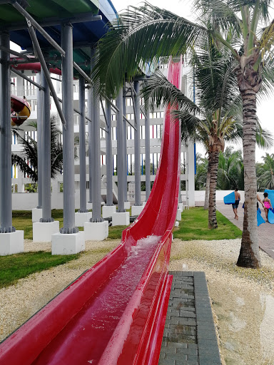 Splash Water Park - RIU Resort