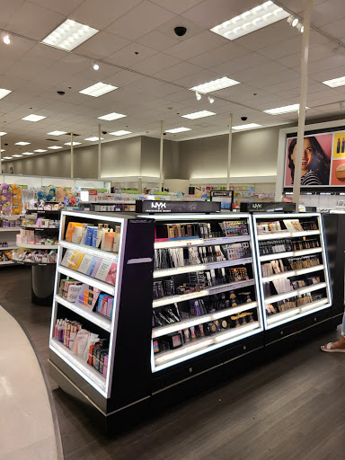 Department Store «Target», reviews and photos, 2462 Foothill Blvd, La Verne, CA 91750, USA