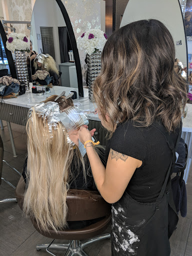 Hair Salon «Privé Salon Orlando», reviews and photos, 4194 Conroy Rd #102, Orlando, FL 32839, USA