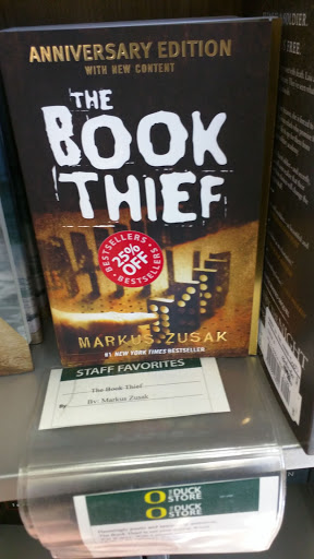 Book Store «The Duck Store - Campus», reviews and photos, 895 E 13th Ave, Eugene, OR 97401, USA