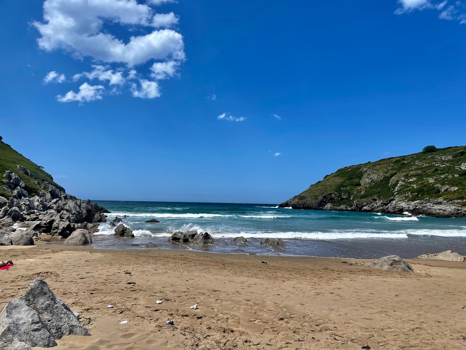 Foto di Spiaggia di Sonabia - luogo popolare tra gli intenditori del relax