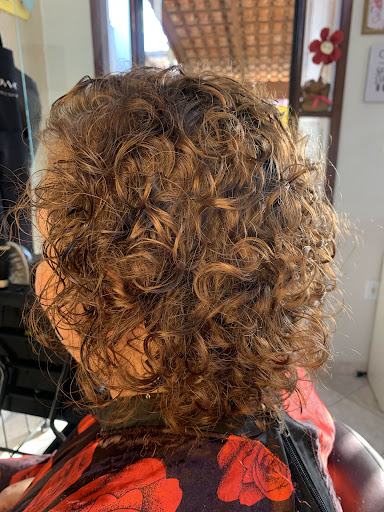 Logo da empresa - Studio hair Kaprichos