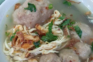 Bakso Putri Bandung image