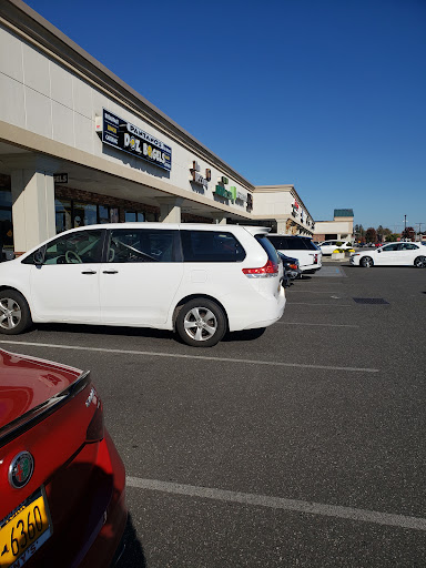 Shipping and Mailing Service «The UPS Store», reviews and photos, 2417 Jericho Turnpike, Garden City Park, NY 11040, USA