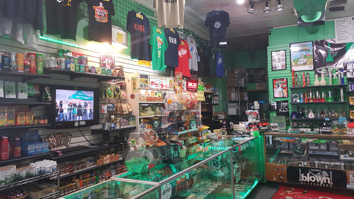 Tobacco Shop «BDT Smoke Shops», reviews and photos, 21640 John R Rd, Hazel Park, MI 48030, USA