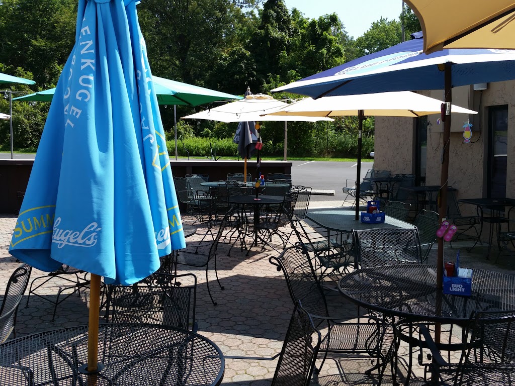 Clubhouse Bar & Grill/Pizzeria 18940