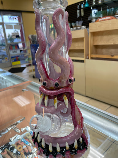 Tobacco Shop «Kratom shop - S K Smoke Shop», reviews and photos, 6300 W Charleston Blvd, Las Vegas, NV 89146, USA