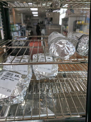 Deli «Hampton Falls Village Market», reviews and photos, 82 Lafayette Rd, Hampton Falls, NH 03844, USA