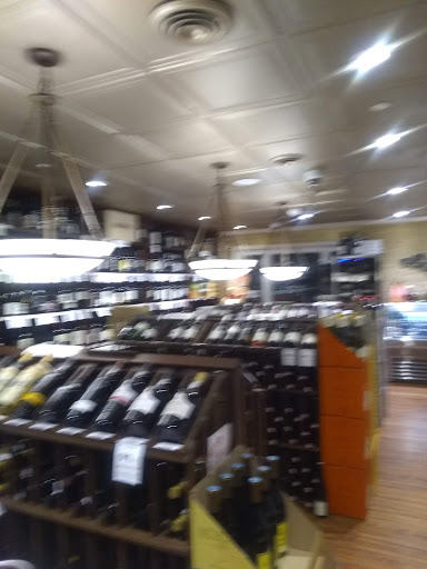 Wine Store «Dominion Wine and Beer», reviews and photos, 107 Rowell Ct, Falls Church, VA 22046, USA