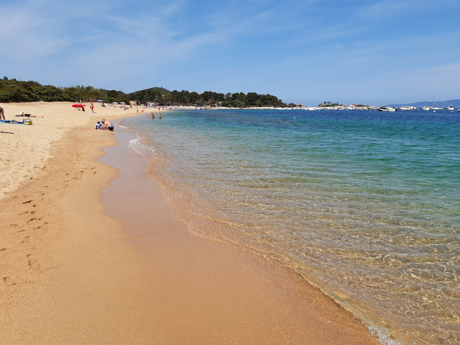 Foto de Plage de la Stagnola com areia bege fina superfície