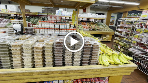 Produce Market «Rogers Park Fruit Market», reviews and photos, 7401 N Clark St, Chicago, IL 60626, USA