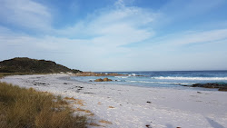 Zdjęcie Jeanneret Campsite Beach położony w naturalnym obszarze