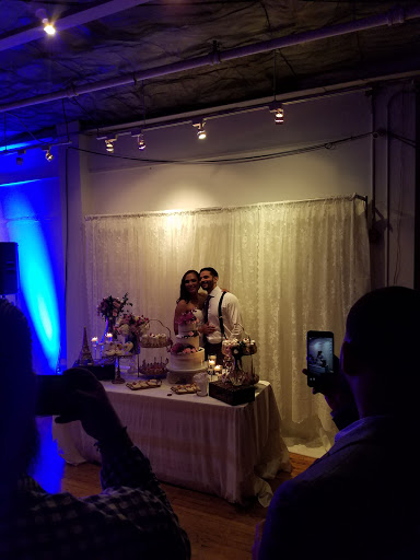 Art Gallery «The Aurora Gallery», reviews and photos, 3518 37th St, Long Island City, NY 11101, USA