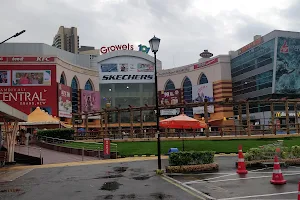Growel's 101 Mall image