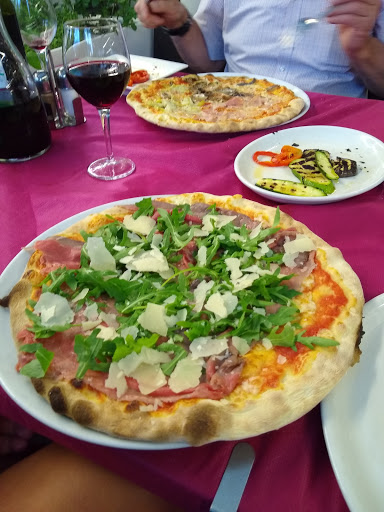 Ristorante Pizzeria Villa Aranci in Riva del Garda, Provincia Autonoma di Trento