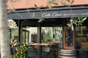 Caffé César, Restaurant L’initial image