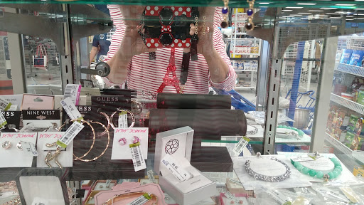 Clothing Store «Ross Dress for Less», reviews and photos, 20618 I-45, Spring, TX 77373, USA