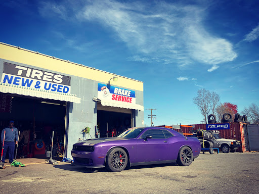 Used Tire Shop «Used Too Tires», reviews and photos, 8231 Kings Hwy, King George, VA 22485, USA