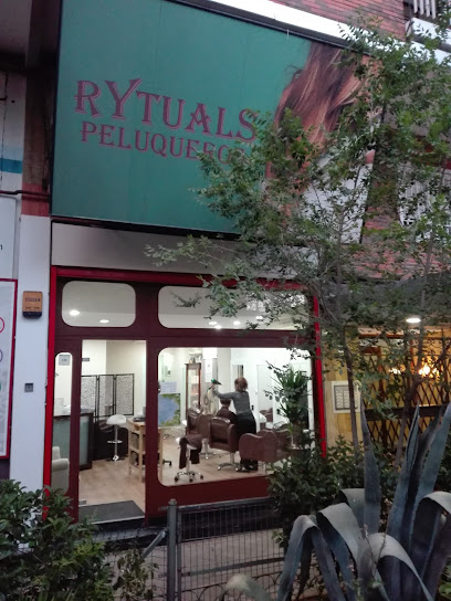 Rytuals Peluqueros - Tu peluquería de Secretos del Agua en la zona de Plaza  de Castilla - Rytuals