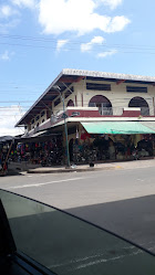 MERCADO CENTRAL DE QUININDE