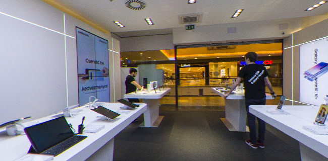 Hozzászólások és értékelések az Samsung Experience Store Árkád Győr-ról