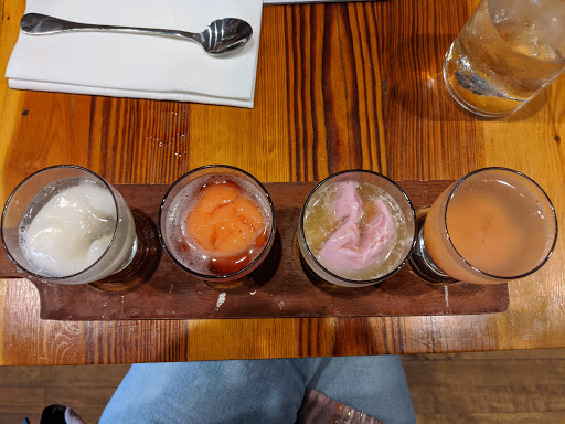 Restaurant «Browndog Treats, Drinks, & Eats», reviews and photos, 120 E Main St, Northville, MI 48167, USA