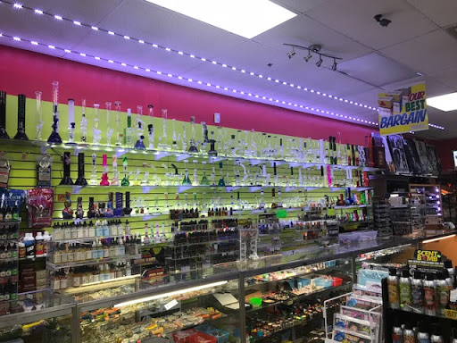 Vaporizer Store «Valley Smoke Shop», reviews and photos, 10960 S Eastern Ave #106, Henderson, NV 89052, USA