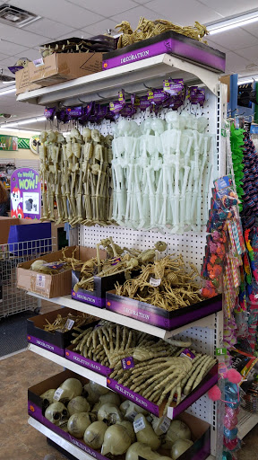 Discount Store «Dollar General», reviews and photos, 29119 W 8 Mile Rd, Livonia, MI 48152, USA