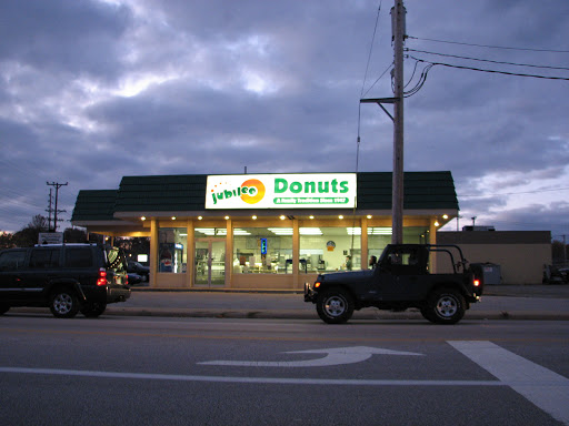 Donut Shop «Jubilee Donuts Inc», reviews and photos, 2686 Front St, Cuyahoga Falls, OH 44221, USA