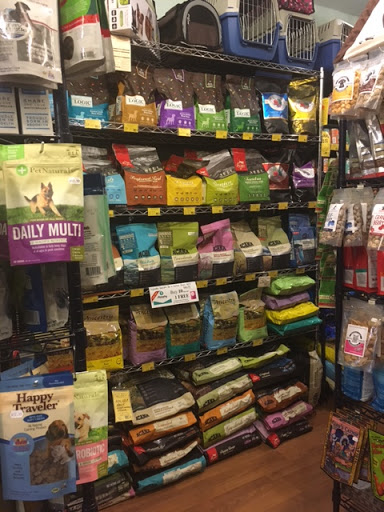 Pet Supply Store «BONeJOUR Pet Supply and Dog Wash», reviews and photos, 53 N 3rd St, Philadelphia, PA 19106, USA