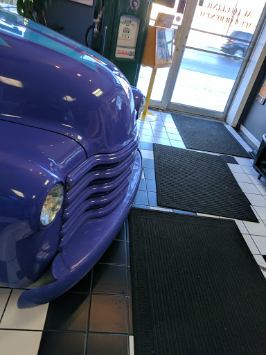 Auto Repair Shop «Auto Clinic», reviews and photos, 22130 Gratiot Ave, Eastpointe, MI 48021, USA