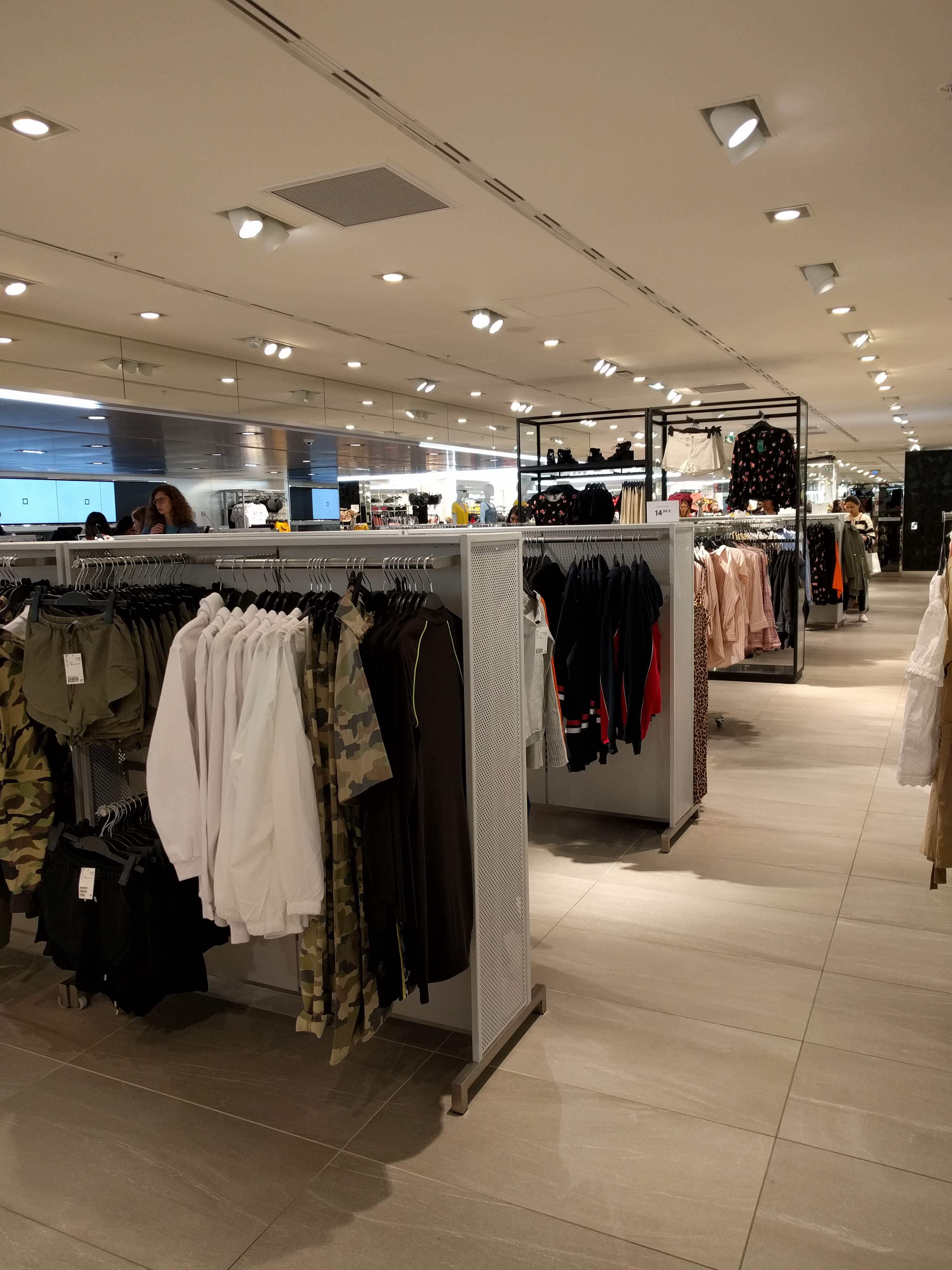 Photo n° 14 de l'avis de Irina. fait le 23/04/2019 à 22:13