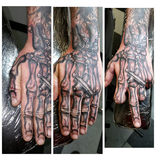 Tattoo Shop «22 Caliber Tattoo Studio», reviews and photos, 3501 Parsons Ave, Columbus, OH 43207, USA