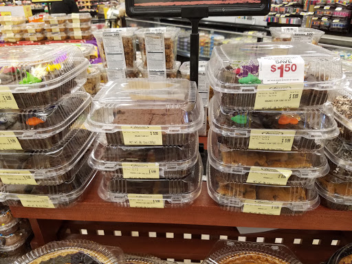 Grocery Store «Jewel-Osco», reviews and photos, 6140 Northwest Hwy, Crystal Lake, IL 60014, USA