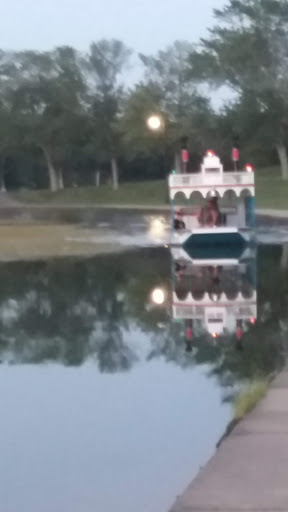 Golf Club «Mystic Creek Golf Course and Banquet Center», reviews and photos, 1 Champions Circle, Milford, MI 48380, USA