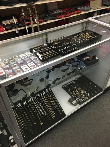 Pawn Shop «Xtreme Pawn - Lindon», reviews and photos, 720 State St, Lindon, UT 84042, USA