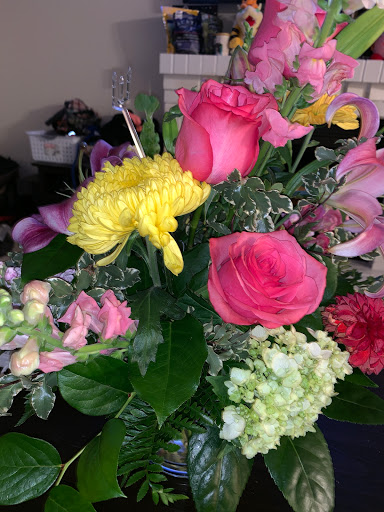 Florist «Lawrence The Florist», reviews and photos, 224 105th Ave NE, Bellevue, WA 98004, USA