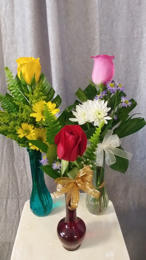 Florist «Generations Floral Art and Artisans», reviews and photos, 23051 E Main St, Armada, MI 48005, USA