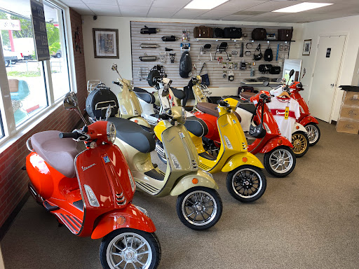 Motorcycle Dealer «Tropic Powersports», reviews and photos, 3462 Fowler St, Fort Myers, FL 33901, USA