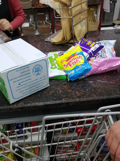 Produce Market «Papaya Fruit Market», reviews and photos, 14615 Warren Ave, Dearborn, MI 48126, USA